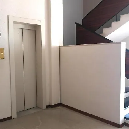 Blancohouse Viale Ceccarini شقة