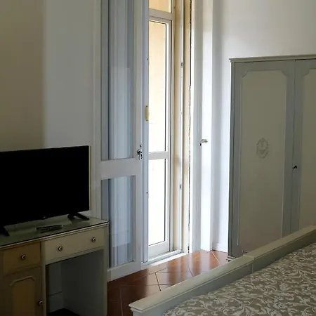 Blancohouse Viale Ceccarini ريتشيوني